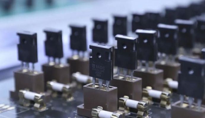 出售（onsemi）IGBT、MOSFET、SiC、Si/SiC 混合模塊、二極管和智能功率模塊 (IPM)